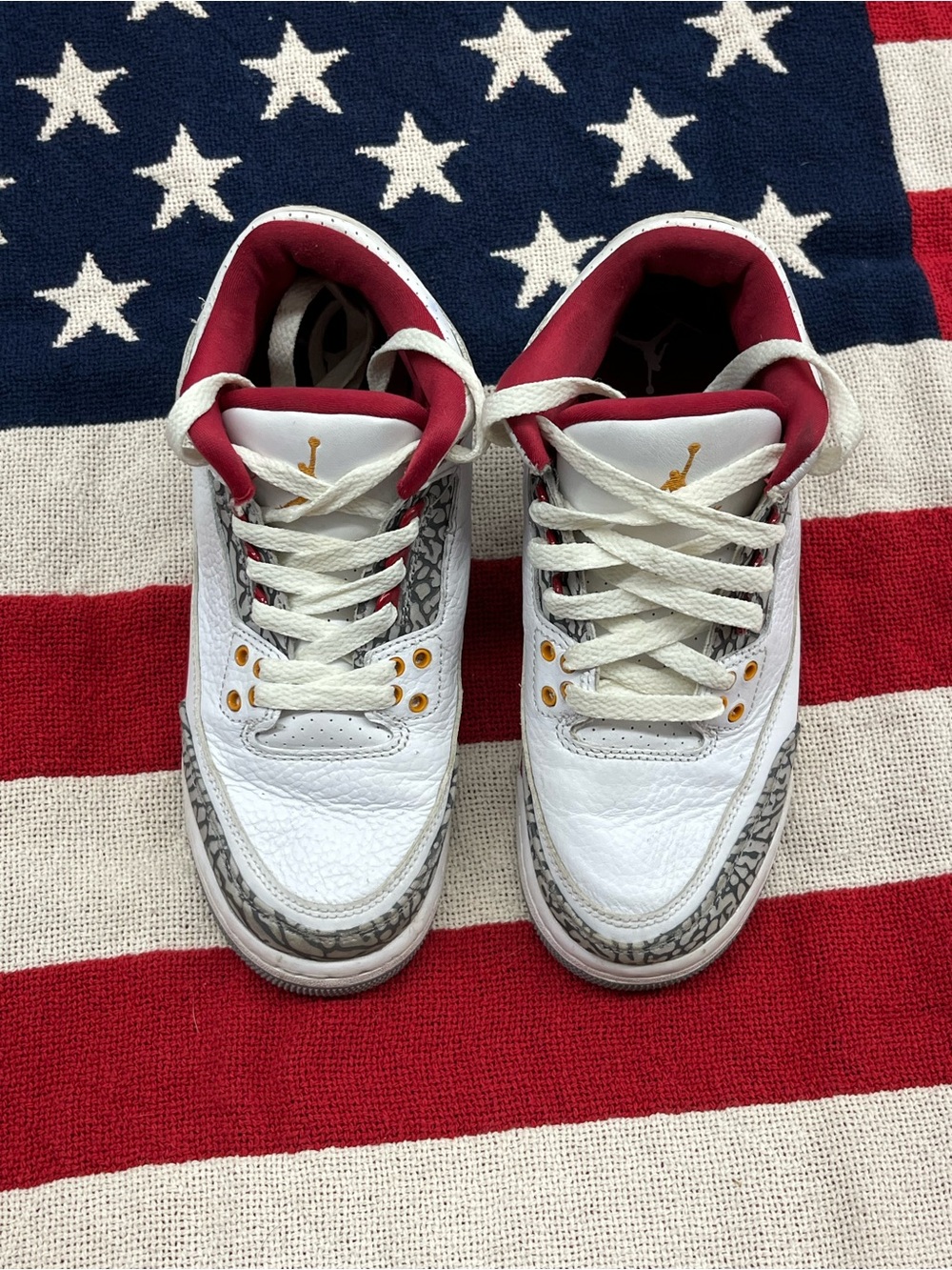 Jordan 3 Retro Cardinal Red Sneakers Boys Size 4.5 Youth